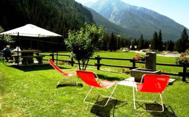 Hotel Le Campagnol Чамполук Екстериор снимка