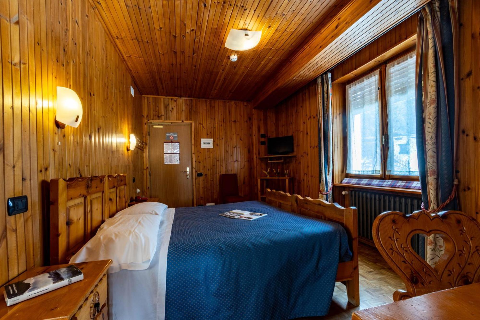 Hotel Le Campagnol Чамполук Екстериор снимка